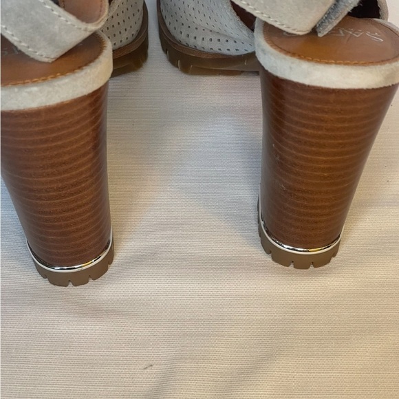 Franco Sarto Analise Gray Suede Heeled Sandal Size 8 Medium - Picture 8 of 11